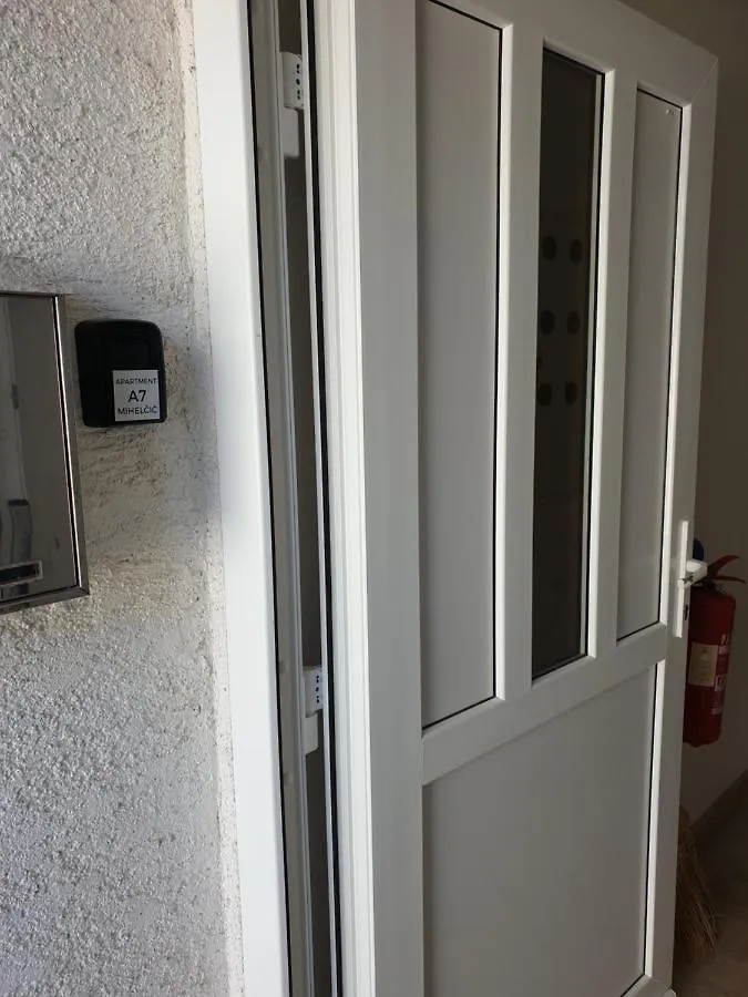 Apartman A7 Njivice Croatia